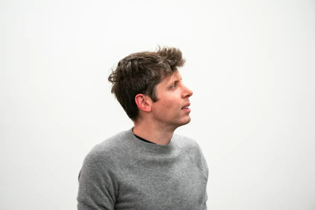 Sam Altman makes 'mic drop' offer to every Y Combinator startup
