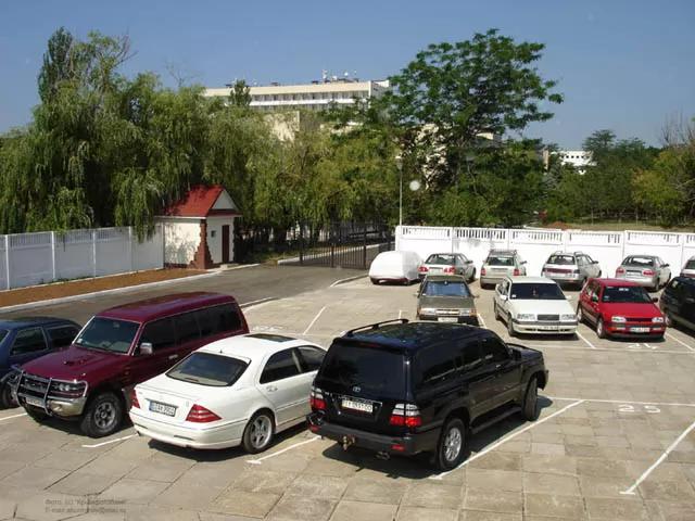 Car oark